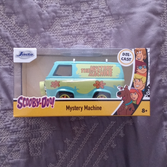 Scooby Doo Barbie as Daphne and 2 Mystery Machines - Picture 2 of 10